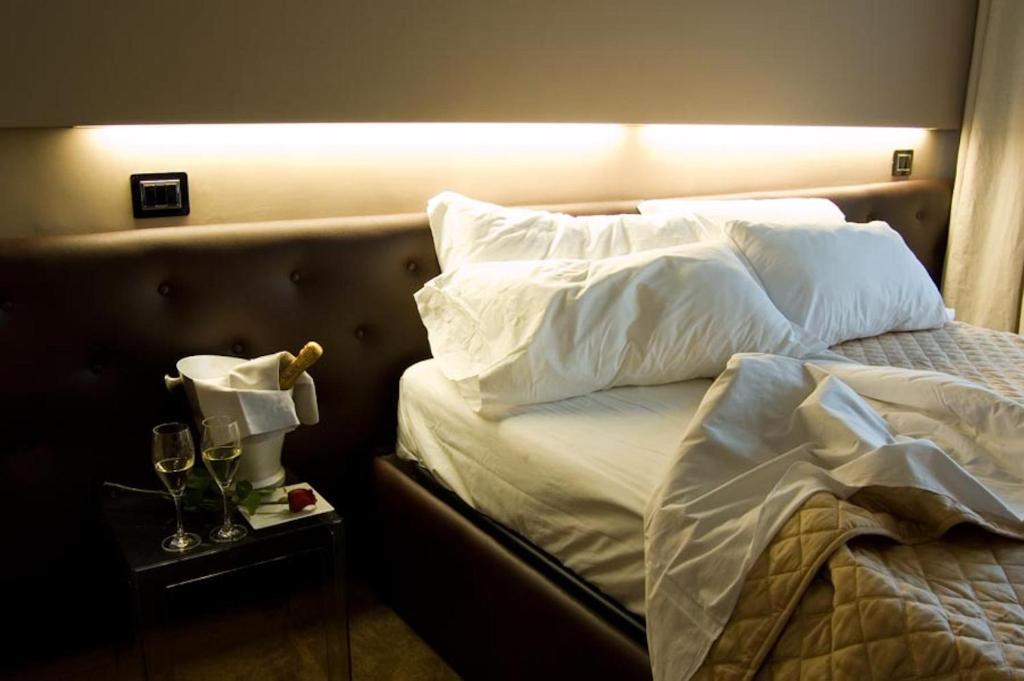 Hotel Salus Пескара Екстер'єр фото